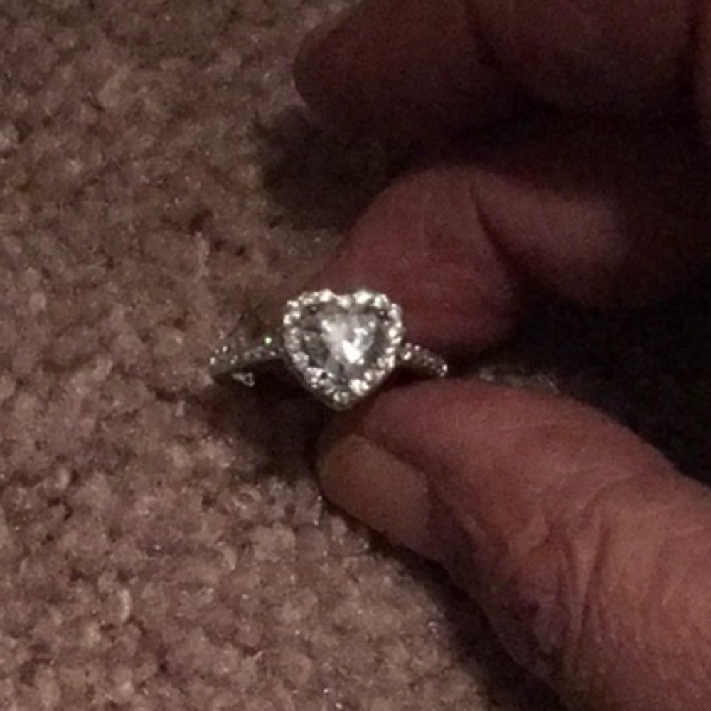 🎁💍Heart Shaped Ring